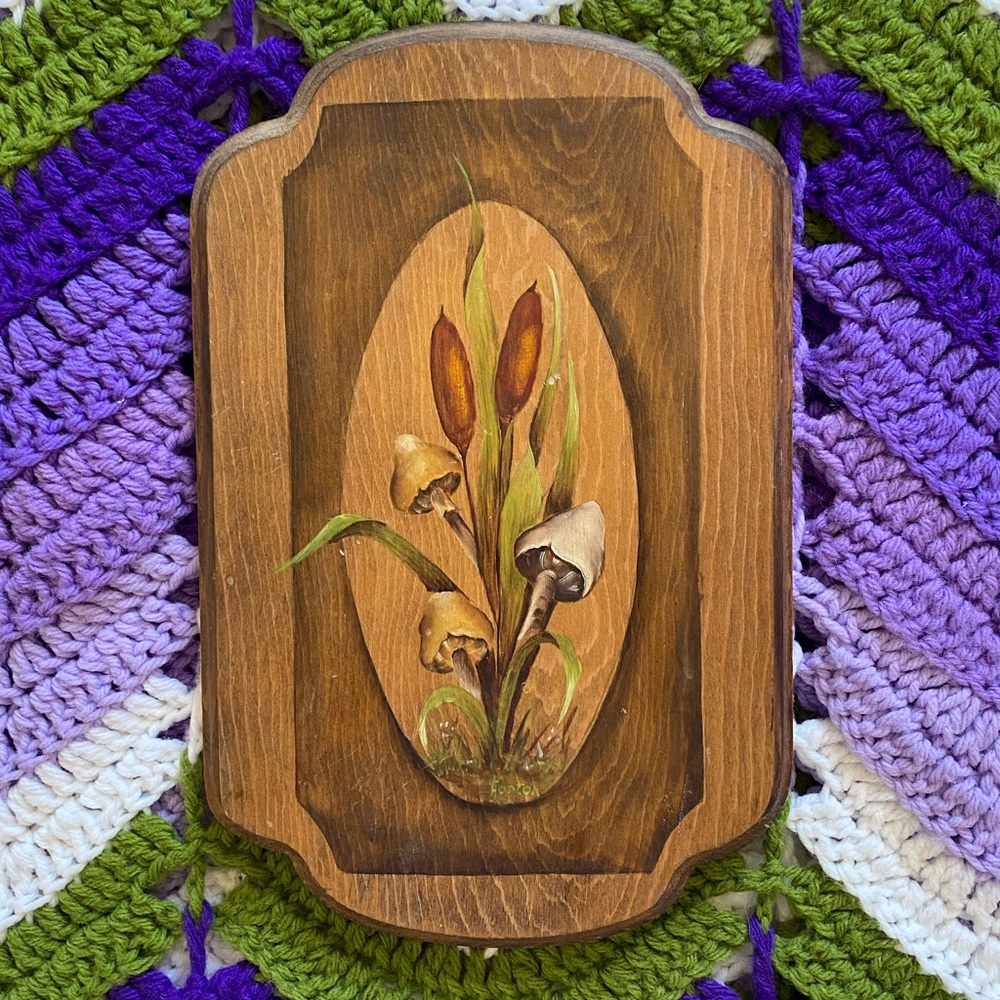 1970s merry mushroom hippie vintage cottage core boho psychedelic wooden decor